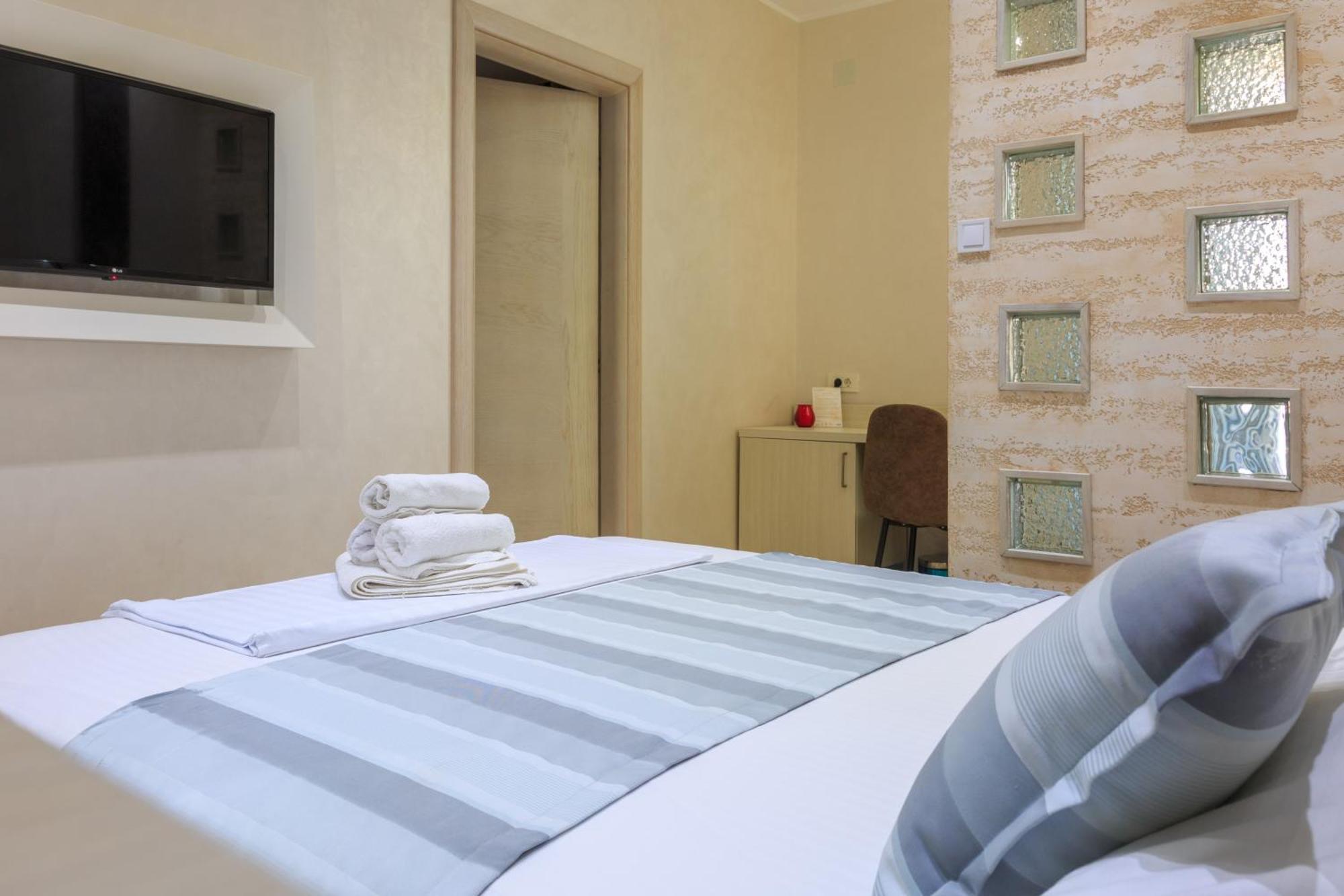 Hotel Maksim Херцег Нови Екстериор снимка