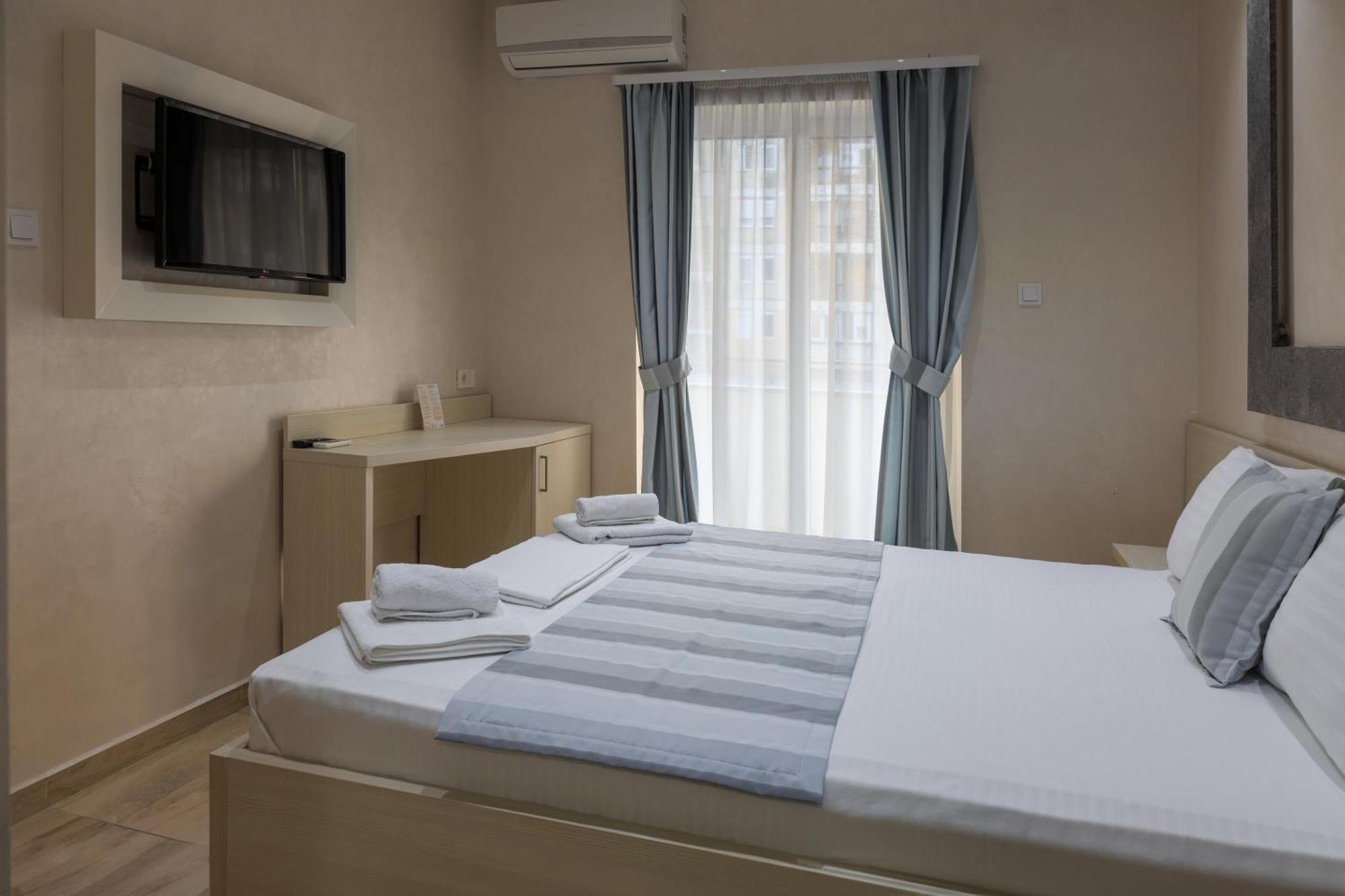 Hotel Maksim Херцег Нови Екстериор снимка