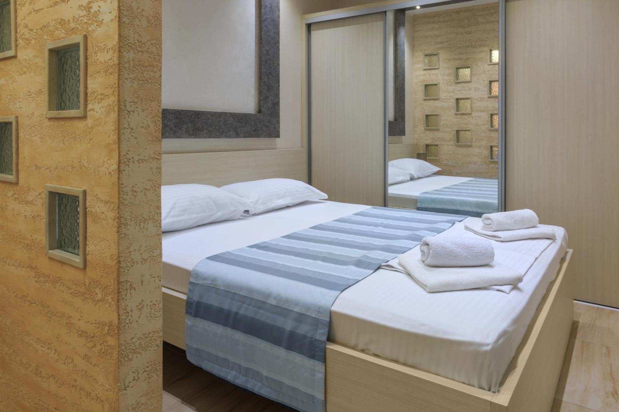 Hotel Maksim Херцег Нови Екстериор снимка
